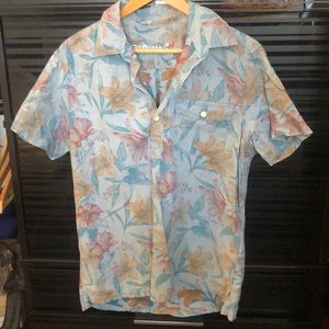 Gap Floral shirt